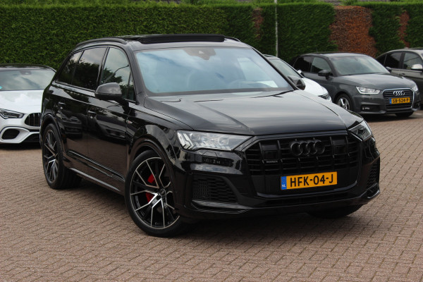 Audi Q7 60 TFSI e quattro Competition / SoH 91,5% / Trekhaak / Panoramadak / 360Camera / Head-up / Softclose / Luchtvering / 22'' / Keyless / Matrix LED / Carbon intr. / Stoelventilatie+Verwarming / Stuurverwarming / Bose / Dodeh