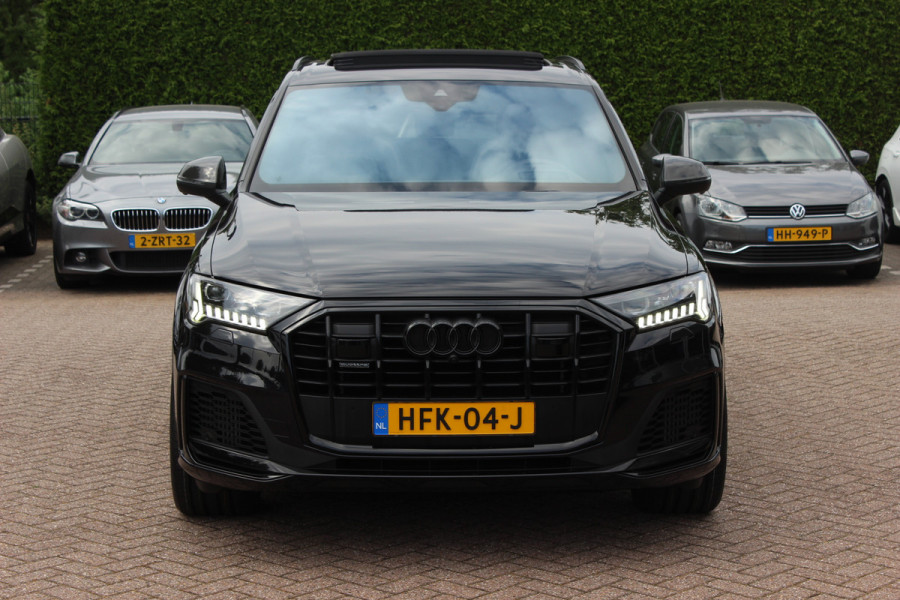Audi Q7 60 TFSI e quattro Competition / SoH 91,5% / Trekhaak / Panoramadak / 360Camera / Head-up / Softclose / Luchtvering / 22'' / Keyless / Matrix LED / Carbon intr. / Stoelventilatie+Verwarming / Stuurverwarming / Bose / Dodeh