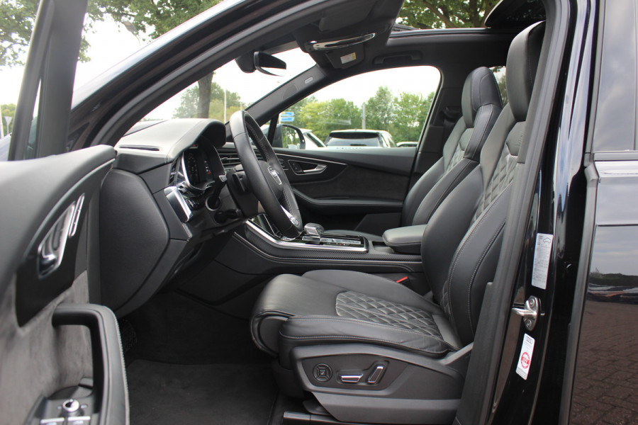 Audi Q7 60 TFSI e quattro Competition / SoH 91,5% / Trekhaak / Panoramadak / 360Camera / Head-up / Softclose / Luchtvering / 22'' / Keyless / Matrix LED / Carbon intr. / Stoelventilatie+Verwarming / Stuurverwarming / Bose / Dodeh