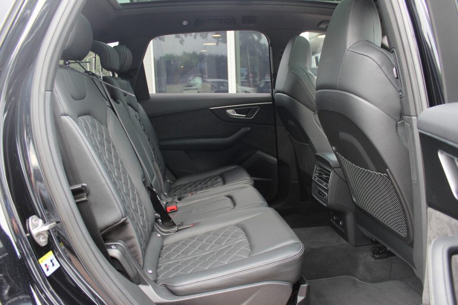 Audi Q7 60 TFSI e quattro Competition / SoH 91,5% / Trekhaak / Panoramadak / 360Camera / Head-up / Softclose / Luchtvering / 22'' / Keyless / Matrix LED / Carbon intr. / Stoelventilatie+Verwarming / Stuurverwarming / Bose / Dodeh