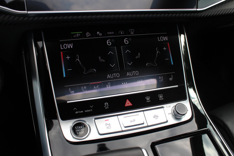 Audi Q7 60 TFSI e quattro Competition / SoH 91,5% / Trekhaak / Panoramadak / 360Camera / Head-up / Softclose / Luchtvering / 22'' / Keyless / Matrix LED / Carbon intr. / Stoelventilatie+Verwarming / Stuurverwarming / Bose / Dodeh