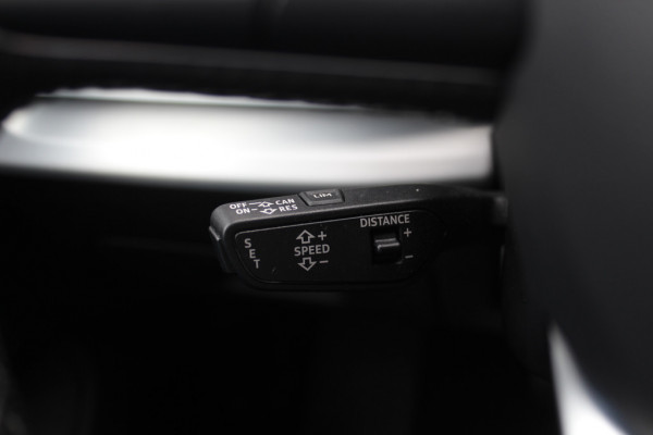 Audi Q7 60 TFSI e quattro Competition / SoH 91,5% / Trekhaak / Panoramadak / 360Camera / Head-up / Softclose / Luchtvering / 22'' / Keyless / Matrix LED / Carbon intr. / Stoelventilatie+Verwarming / Stuurverwarming / Bose / Dodeh