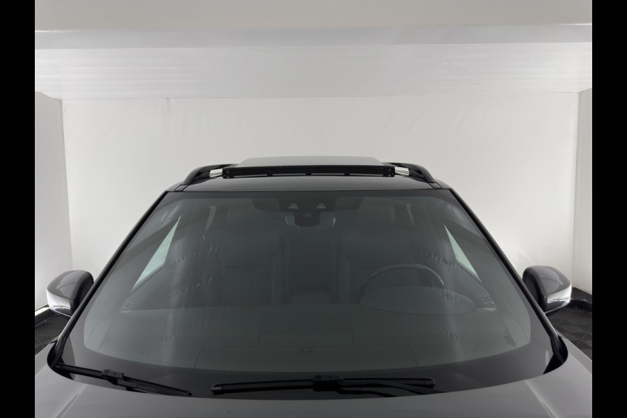 Land Rover Discovery 2.0 Td4 HSE Luxury *PANO | FULL-LED | LEATHER | KEYLESS | AIR-SUSPENSION | BLIND-SPOT | CAMERA | NAVI-FULLMAP | HEATED-COMFORTSEATS | PRIVACY-GLASS | SHIFT-PADDLES | ECC | CRUISE | 22''ALU*