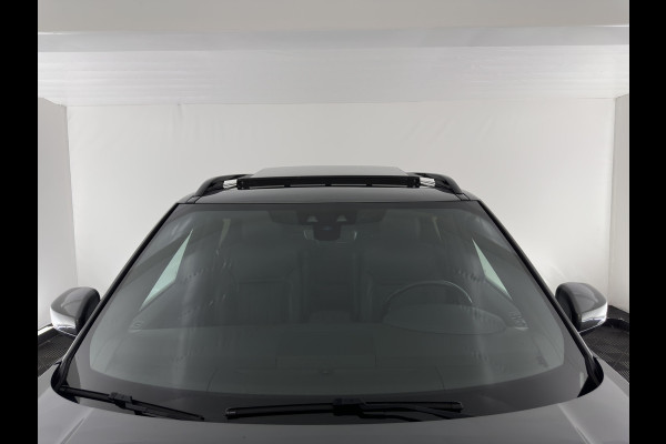 Land Rover Discovery 2.0 Td4 HSE Luxury *PANO | FULL-LED | LEATHER | KEYLESS | AIR-SUSPENSION | BLIND-SPOT | CAMERA | NAVI-FULLMAP | HEATED-COMFORTSEATS | PRIVACY-GLASS | SHIFT-PADDLES | ECC | CRUISE | 22''ALU*