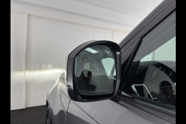Land Rover Discovery 2.0 Td4 HSE Luxury *PANO | FULL-LED | LEATHER | KEYLESS | AIR-SUSPENSION | BLIND-SPOT | CAMERA | NAVI-FULLMAP | HEATED-COMFORTSEATS | PRIVACY-GLASS | SHIFT-PADDLES | ECC | CRUISE | 22''ALU*