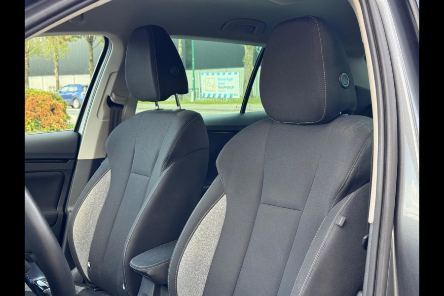 Škoda Kamiq 1.0 TSI Selection | Carplay/Android, Camera, Cruise, Climate, DAB radio, 16'' LMV |
