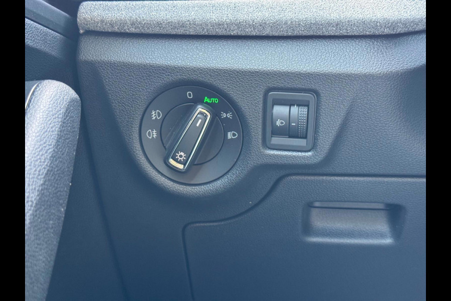 Škoda Kamiq 1.0 TSI Selection | Carplay/Android, Camera, Cruise, Climate, DAB radio, 16'' LMV |