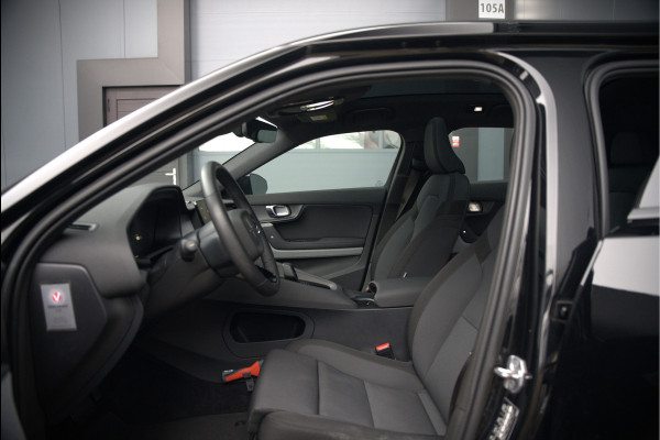 Polestar 2 Long Range Dual Motor Launch Edition 78kWh | Panoramadak | Stoelverwarming | Stuurverwarming | Harman Kardon | Memory Seat | 360 Camera | Keyless | Adaptive Cruise Control | Apple Carplay | BTW | LED | SOH 92,53%