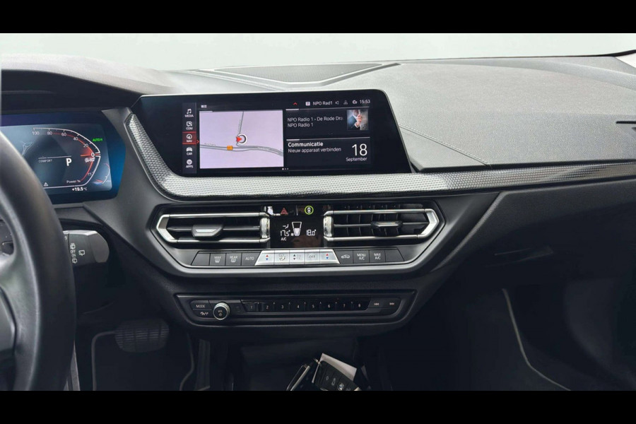 BMW 1-serie 118i Business Edition SPORT LINE HALF LEDER PERFECTE STAAT NL AUTO