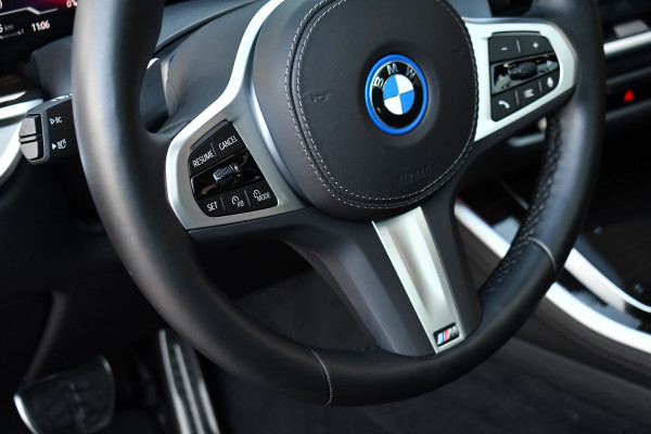 BMW X5 xDrive50e M-Sport Pro Skylounge Trekh ACC Comf-seat 360 H/K HUD Soft-close