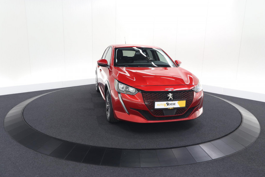 Peugeot e-208 EV Allure Pack 50 kWh | SOH 92% | Camera | Navigatie | Parkeersensoren