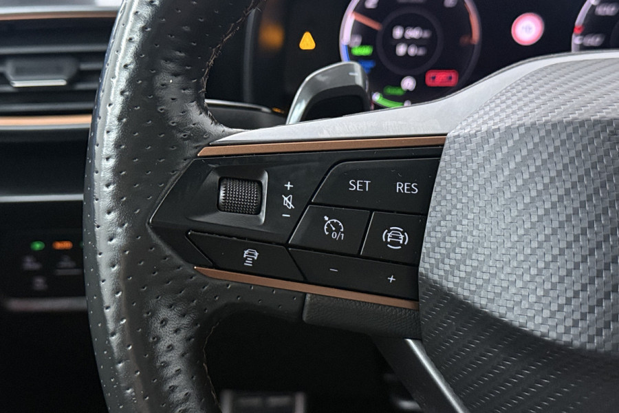 CUPRA Leon 1.4 e-Hybrid VZ Adrenaline (PANORAMADAK, STOEL/STUUR VERWARMING, CRUISE CONTROL ADAPTIEF)