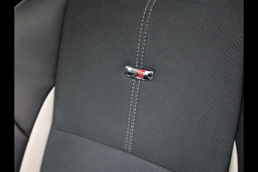 Toyota Yaris 1.5 Hybrid GR-Sport Prijs Rijklaar!!