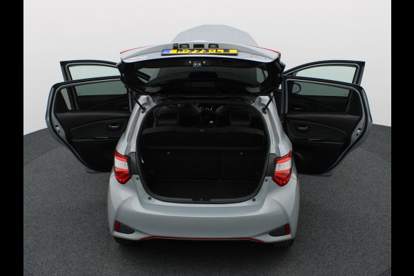 Toyota Yaris 1.5 Hybrid GR-Sport Prijs Rijklaar!!