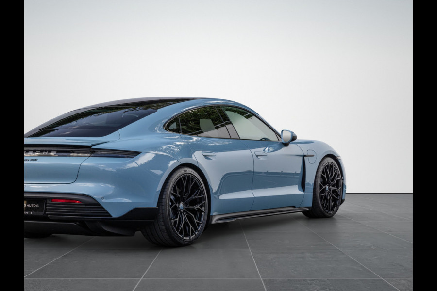 Porsche Taycan 4S Performance 84 kWh Pano Sport-Design 21'' Convaver ACC Bose