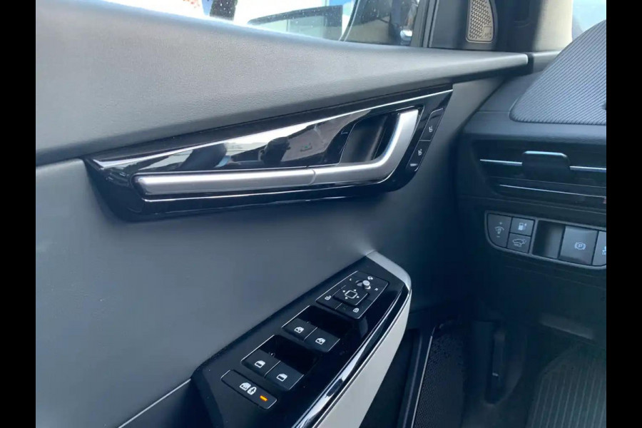 Kia Ev6 GT-Line AWD 77.4 kWh All Wheel Drive 326PK | Navi | Adapt. Cruise | Schuif-/kanteldak | Stoel-/stuurverwarming