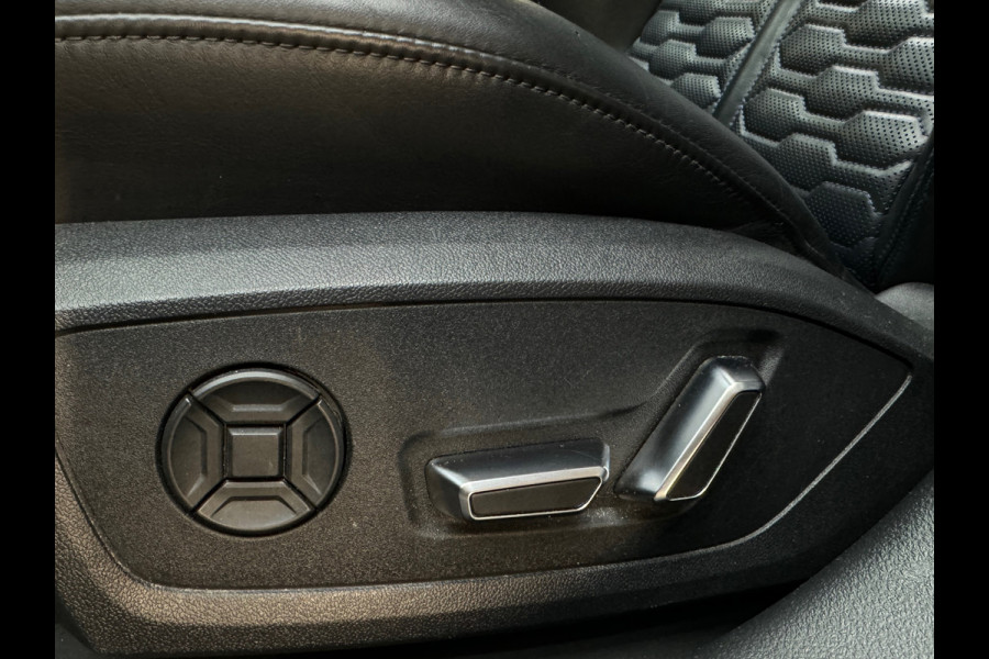 Audi RS6 4.0 TFSI 25Years Quattro Pano|Ceramic|HuD|B&O|Carbon|Memory