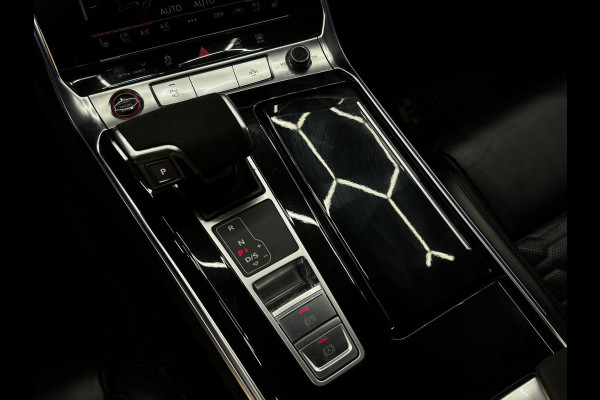 Audi RS6 4.0 TFSI 25Years Quattro Pano|Ceramic|HuD|B&O|Carbon|Memory