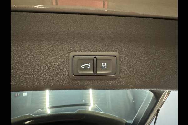 Audi RS6 4.0 TFSI 25Years Quattro Pano|Ceramic|HuD|B&O|Carbon|Memory