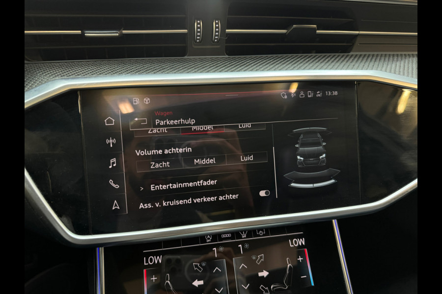 Audi RS6 4.0 TFSI 25Years Quattro Pano|Ceramic|HuD|B&O|Carbon|Memory