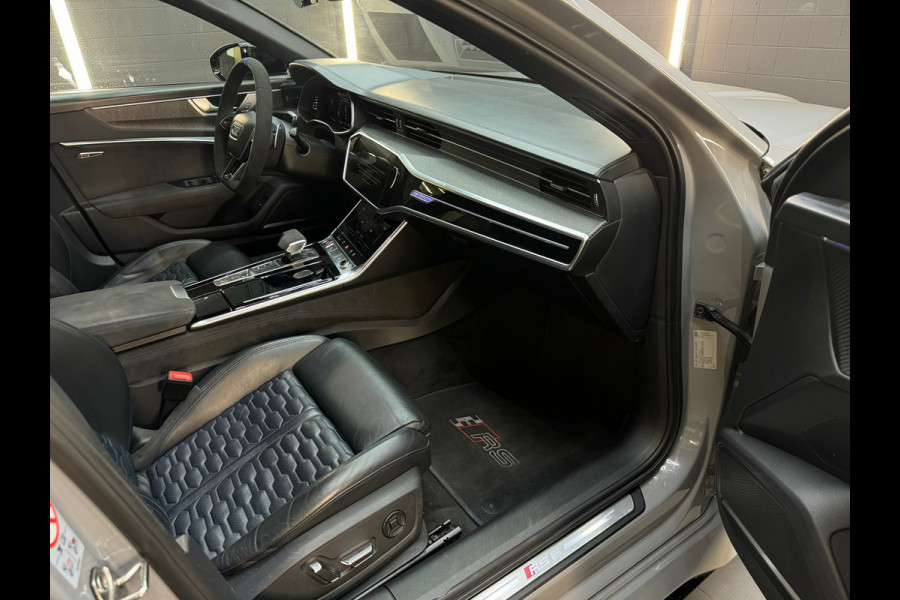 Audi RS6 4.0 TFSI 25Years Quattro Pano|Ceramic|HuD|B&O|Carbon|Memory