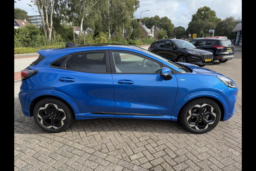 Ford Puma 1.0 EcoBoost Hybrid 155pk Automaat | Panoramadak | Afneembare trekhaak | Winter Pack | Adaptive cruise control | 360 graden camera | Bang&Olufsen | Elektrsiche achterklep | Matrix LED