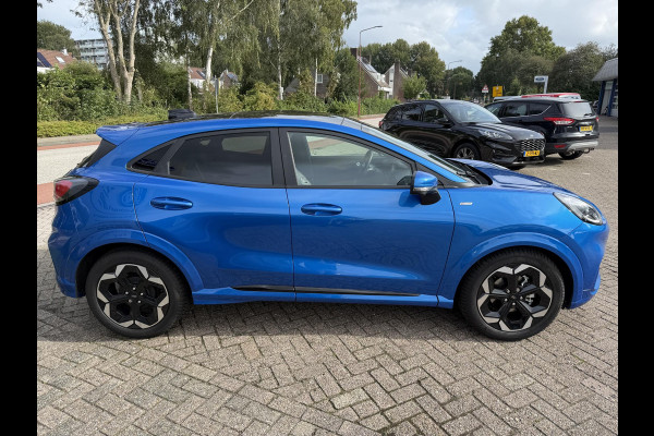 Ford Puma 1.0 EcoBoost Hybrid 155pk Automaat | Panoramadak | Afneembare trekhaak | Winter Pack | Adaptive cruise control | 360 graden camera | Bang&Olufsen | Elektrsiche achterklep | Matrix LED