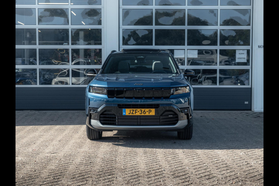 Jeep Compass 1.2 e-Hybrid First Edition | Adapt. Cruise | Schuif/Kanteldak | Camera | Carplay | 18" | Elektr. A-Klep | Navi | Winter Pack