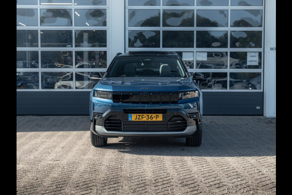Jeep Compass 1.2 e-Hybrid First Edition | Adapt. Cruise | Schuif/Kanteldak | Camera | Carplay | 18" | Elektr. A-Klep | Navi | Winter Pack