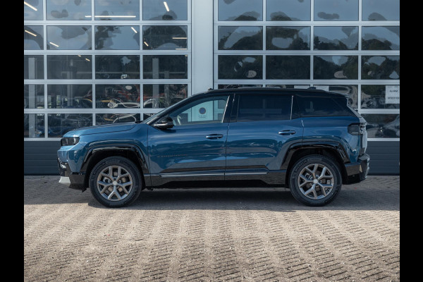 Jeep Compass 1.2 e-Hybrid First Edition | Adapt. Cruise | Schuif/Kanteldak | Camera | Carplay | 18" | Elektr. A-Klep | Navi | Winter Pack