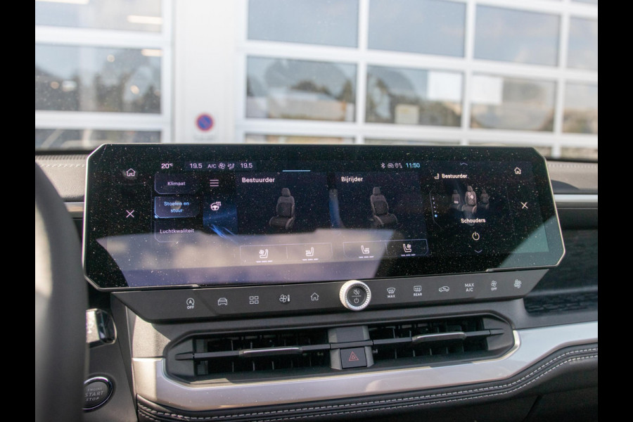 Jeep Compass 1.2 e-Hybrid First Edition | Adapt. Cruise | Schuif/Kanteldak | Camera | Carplay | 18" | Elektr. A-Klep | Navi | Winter Pack