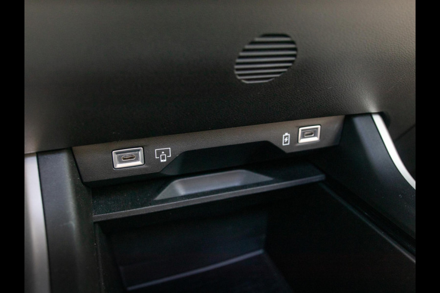 Jeep Compass 1.2 e-Hybrid First Edition | Adapt. Cruise | Schuif/Kanteldak | Camera | Carplay | 18" | Elektr. A-Klep | Navi | Winter Pack