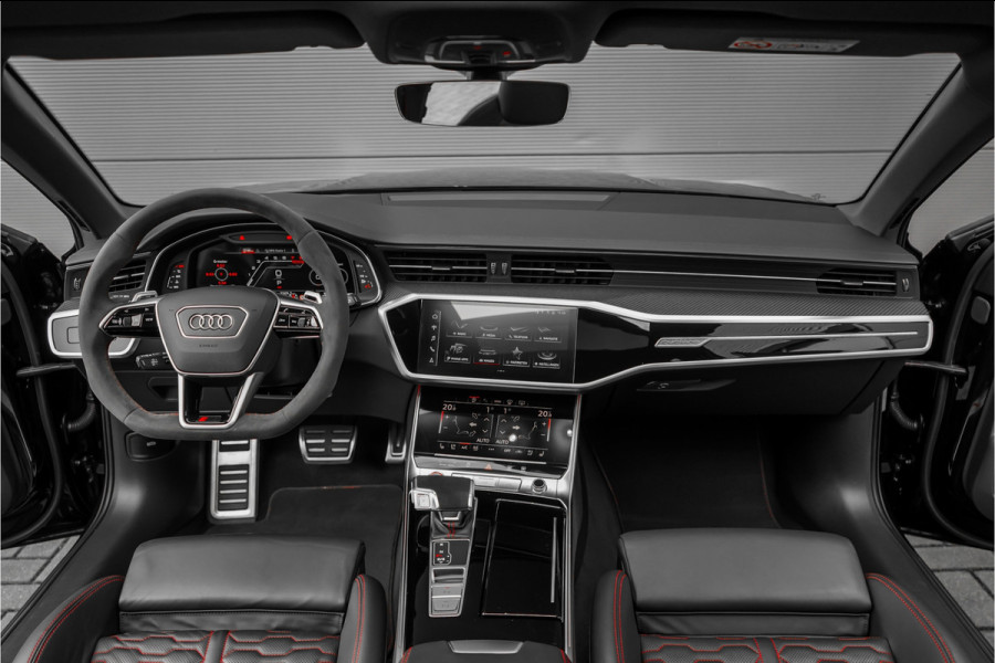 Audi A6 Avant RS 6 TFSI Quattro Pano RS Dynamic Plus B&O 360° Stoelvent 22"
