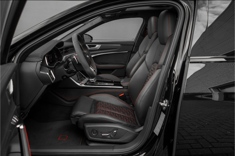 Audi A6 Avant RS 6 TFSI Quattro Pano RS Dynamic Plus B&O 360° Stoelvent 22"