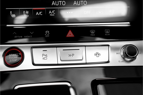 Audi A6 Avant RS 6 TFSI Quattro Pano RS Dynamic Plus B&O 360° Stoelvent 22"