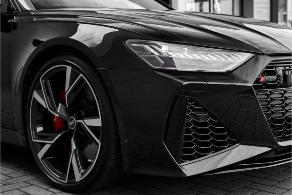 Audi A6 Avant RS 6 TFSI Quattro Pano RS Dynamic Plus B&O 360° Stoelvent 22"
