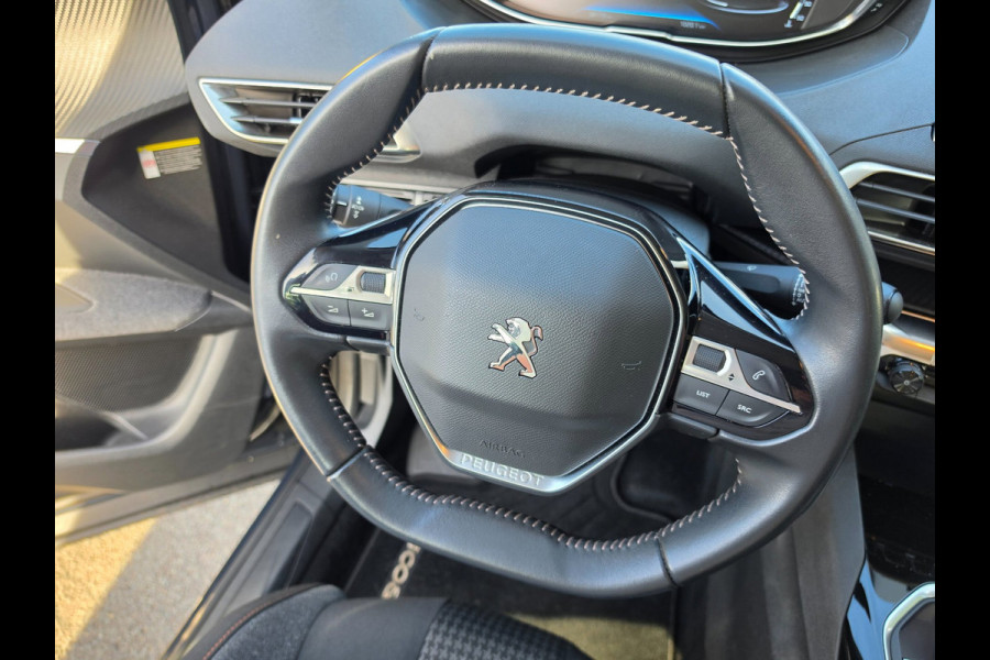 Peugeot 3008 1.2 PureTech Crossway Carplay, Camera, Trekhaak