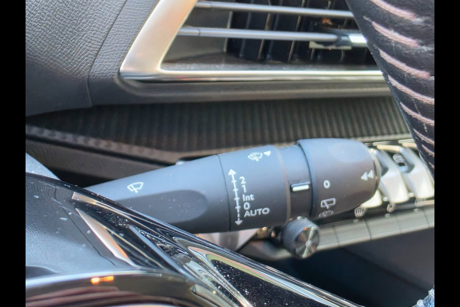 Peugeot 3008 1.2 PureTech Crossway Carplay, Camera, Trekhaak