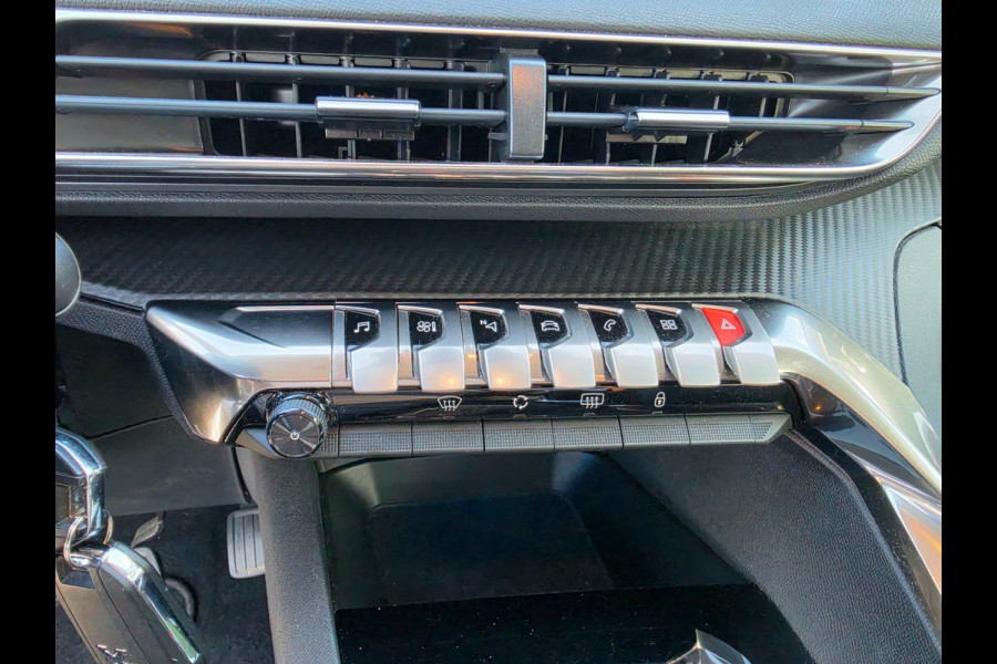Peugeot 3008 1.2 PureTech Crossway Carplay, Camera, Trekhaak