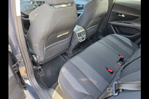 Peugeot 3008 1.2 PureTech Crossway Carplay, Camera, Trekhaak