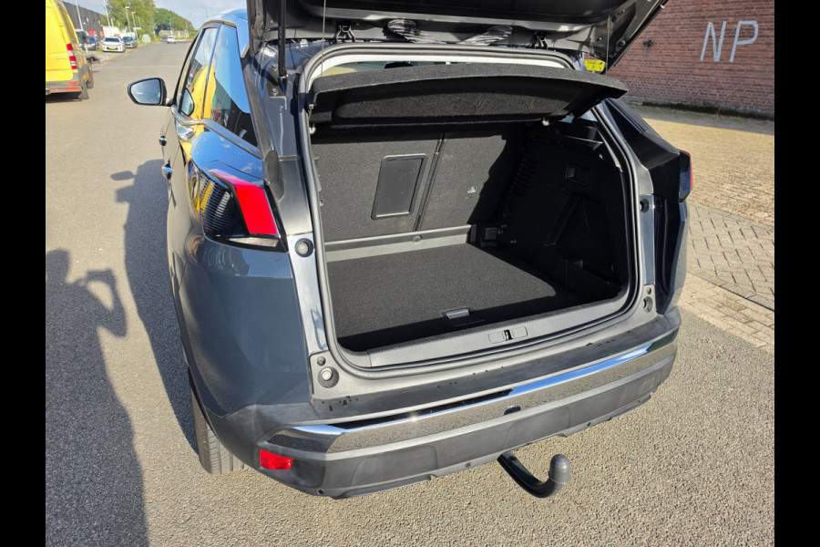 Peugeot 3008 1.2 PureTech Crossway Carplay, Camera, Trekhaak