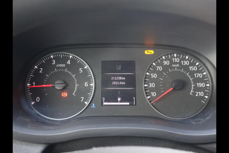 Renault Master T35 2.3 dCi 150 PK L2H2 WORK EDITION + CARPLAY | CAMERA | CRUISE CONTROL | DAB | AIRCO