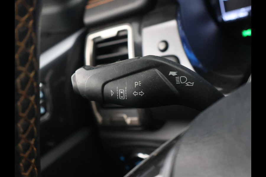 Ford Ranger 2.0 214 PK 4WD 214 PK AUT. WILDTRAK SUPERC + ADAPTIVE CRUISE | CAMERA | CARPLAY | TREKHAAK 3500 KG