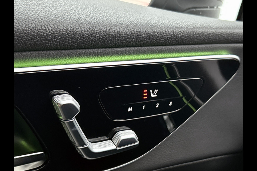 Mercedes-Benz GLC 300 e 4MATIC Plug-In Hybride Trekhaak | Panorama Schuif-Kanteldak | Parkeerpakket met achteruitcamera | Distronic | Ledkolampen | Advanced Soundsystem. Inclusief 24 maanden Mercedes-Benz Certified garantie voor Europa.