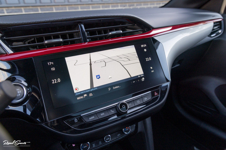 Opel Corsa 1.2 GS Line | Panoramadak | Blis | Keyless | Apple carplay | Metallic |