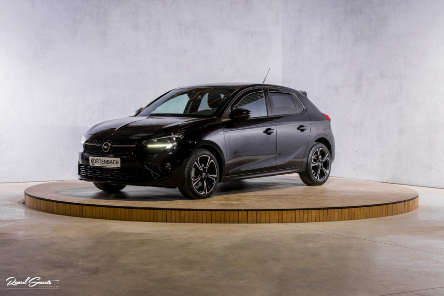 Opel Corsa 1.2 GS Line | Panoramadak | Blis | Keyless | Apple carplay | Metallic |