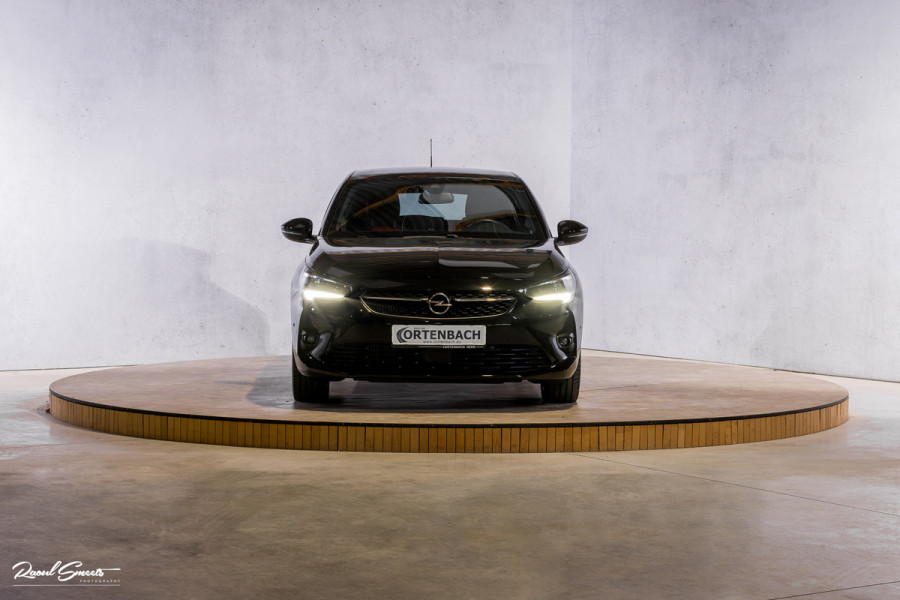 Opel Corsa 1.2 GS Line | Panoramadak | Blis | Keyless | Apple carplay | Metallic |