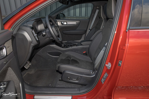 Volvo XC40 Recharge Twin Pro Ultimate | Panoramadak | Adaptieve cruise | Memory | Harman Kardon | Blis |