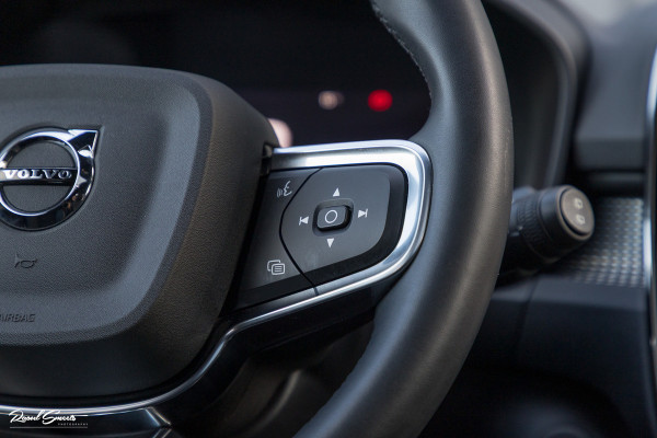Volvo XC40 Recharge Twin Pro Ultimate | Panoramadak | Adaptieve cruise | Memory | Harman Kardon | Blis |