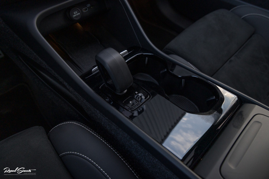 Volvo XC40 Recharge Twin Pro Ultimate | Panoramadak | Adaptieve cruise | Memory | Harman Kardon | Blis |